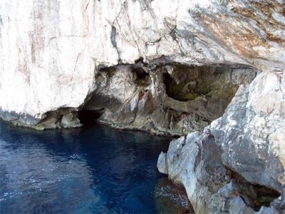 Entrée Grotte